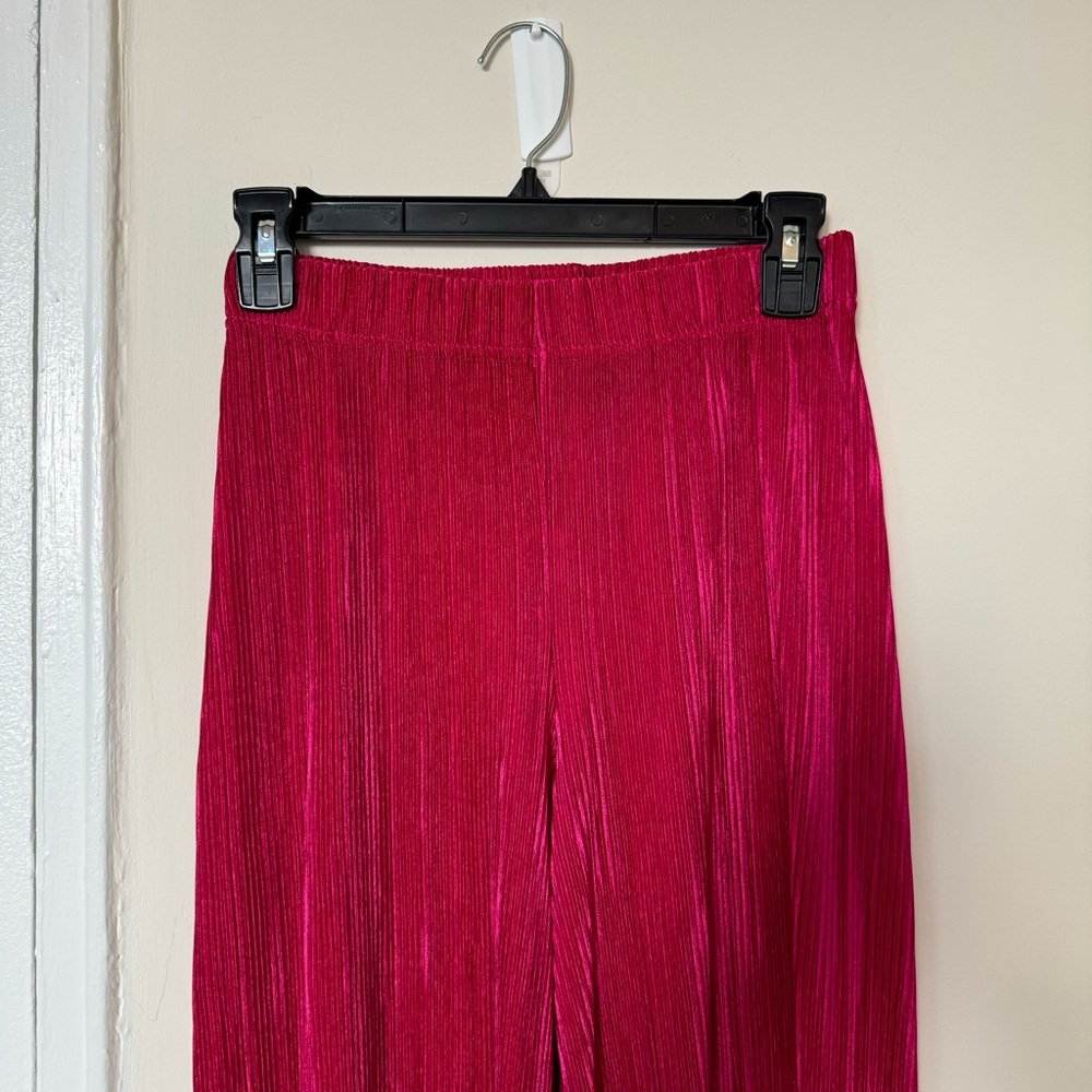 Rachel Zoe Hot Pink Plisse Two Piece Set - Picture 7 of 8